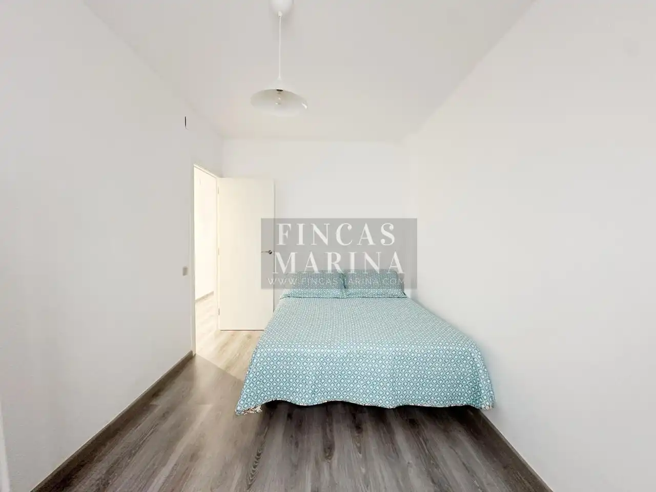 Dormitori de Pis en venda en Gavà amb Aire condicionat, Calefacció i Parquet