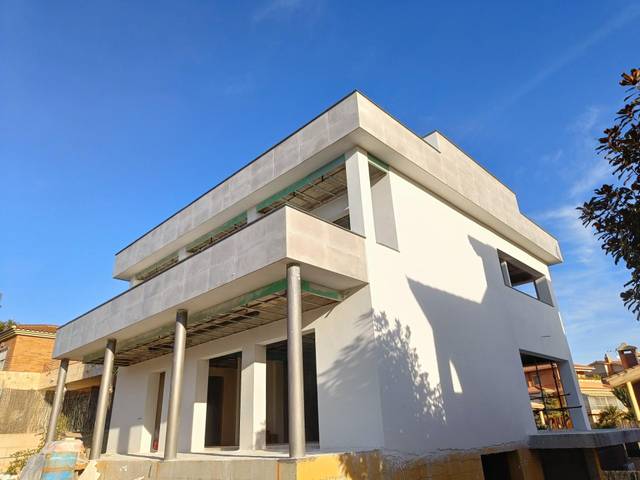 Casa-chalet en Venta en Ciutat Jardí Bonanova