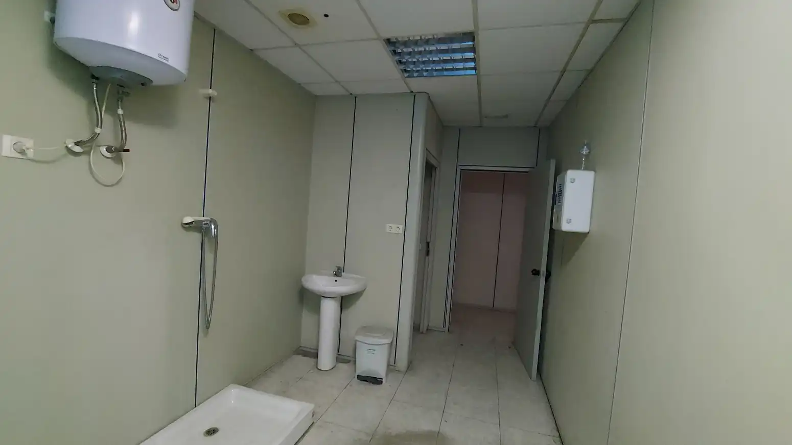 Nau industrial de lloguer en  Logroño
