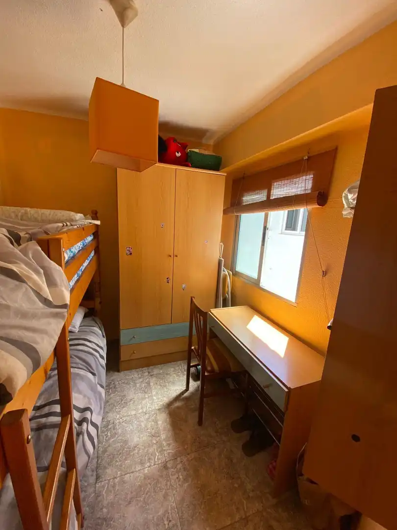 Bedroom of Flat for rent in Granada  with Air Conditioner, Heating and Furnished