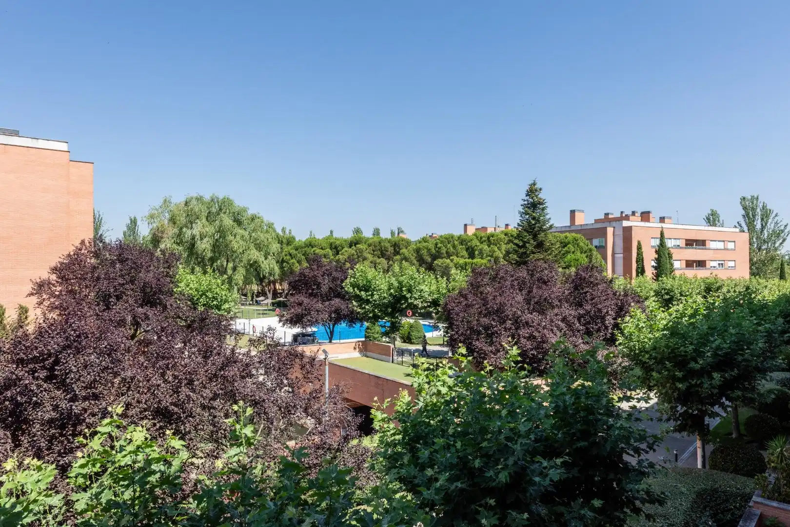 Garden of Flat for rent in Pozuelo de Alarcón  with Air Conditioner, Heating and Private garden