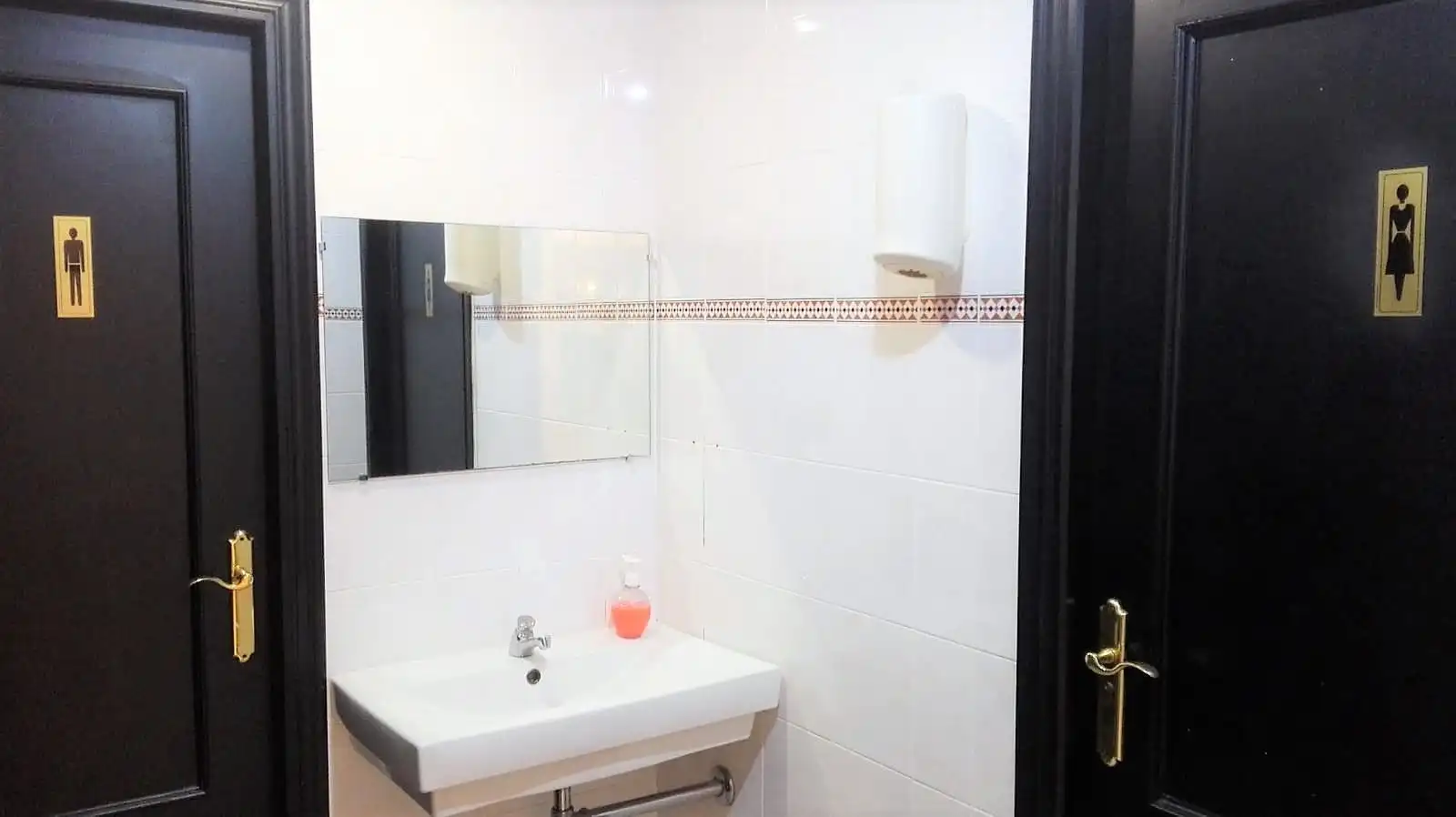 Baño de Local en venta en Bellreguard con Aire acondicionado y Calefacción