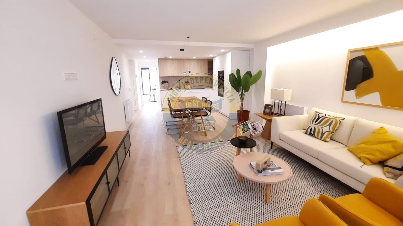 Living room of Flat for sale in Vigo   with Terrace and Storage room