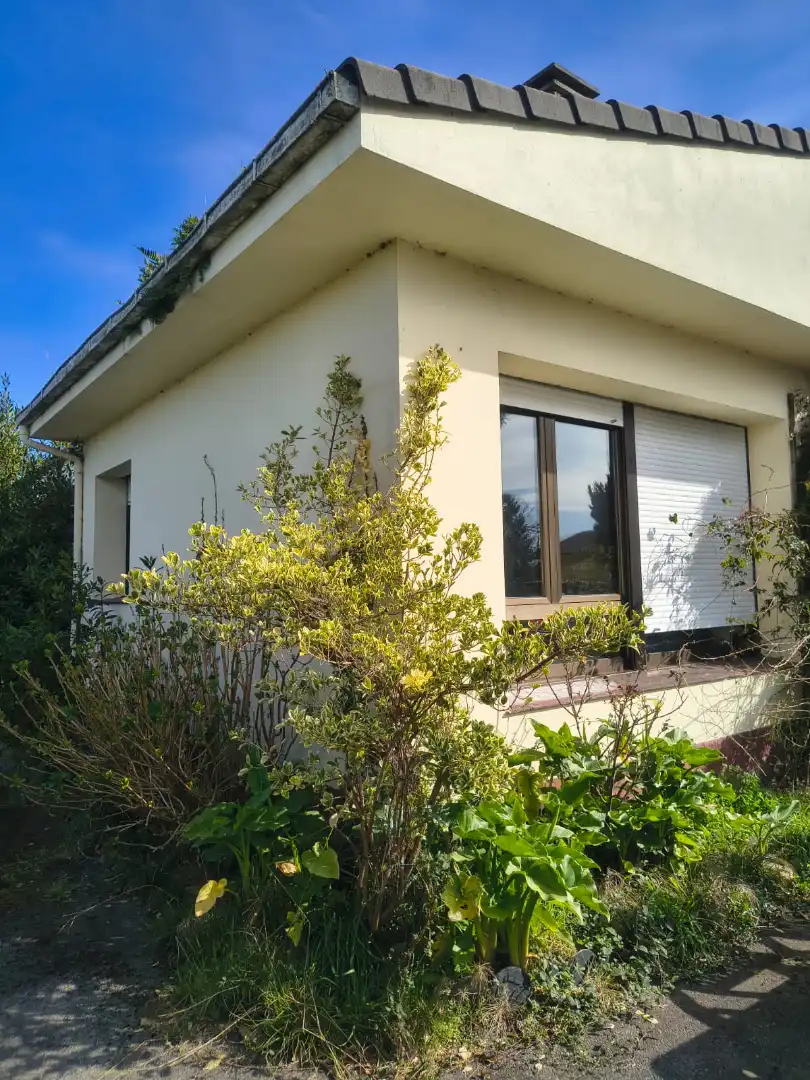 Vista exterior de Casa o xalet en venda en Villaviciosa amb Calefacció, Jardí privat i Terrassa