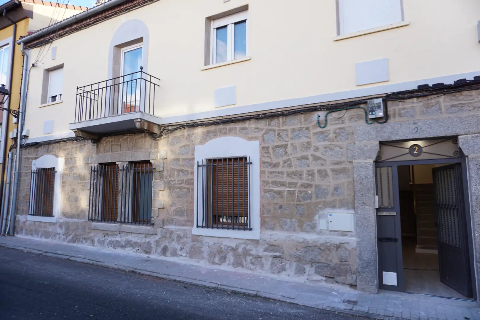 Vista exterior de Casa o xalet per a compartir en Ávila amb Calefacció, Moblat i Rentadora
