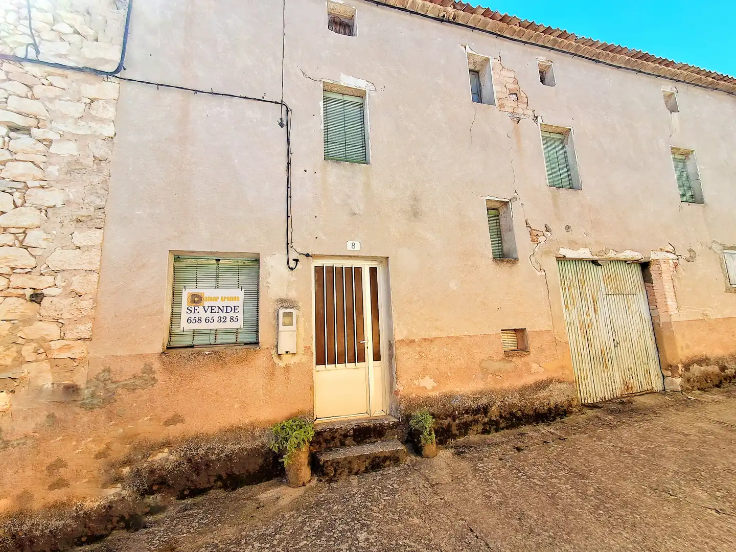 Exterior view of Detached homes for sale in La Vid y Barrios   with Private garden and Furnished