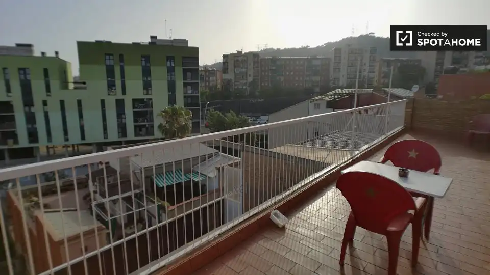 Habitació a Trinitat Vella