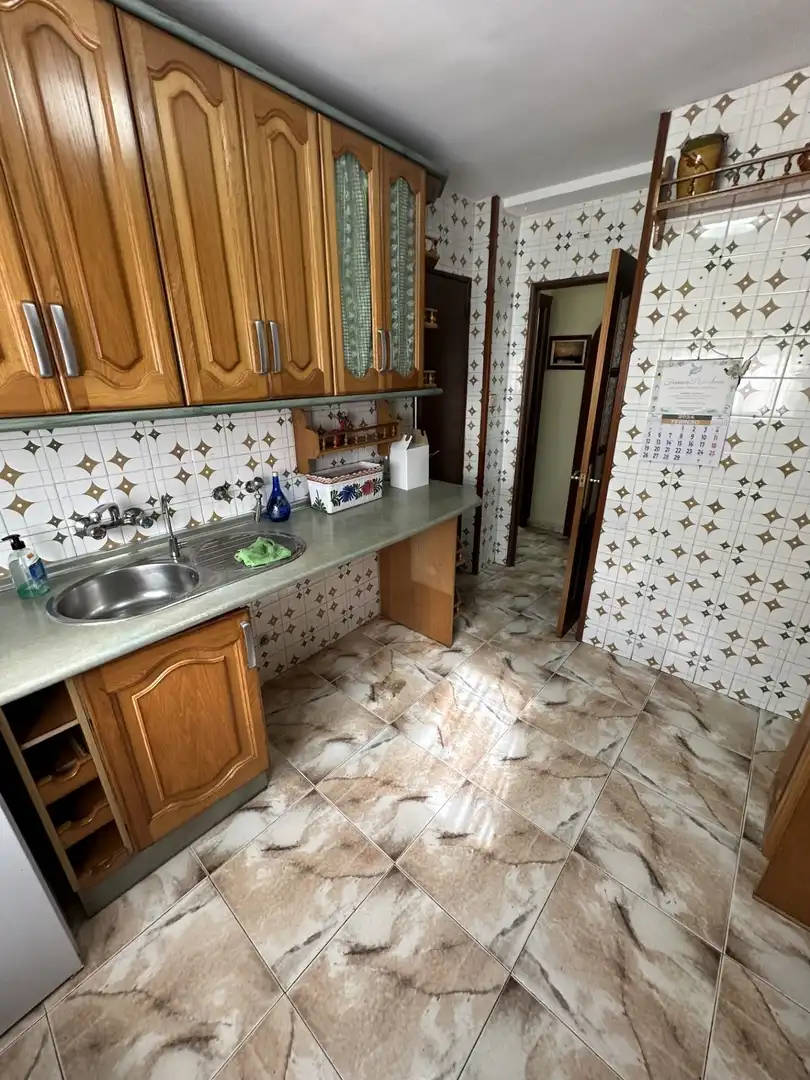 Küche von Wohnung zum Verkauf in Linares mit Klimaanlage und Heizung
