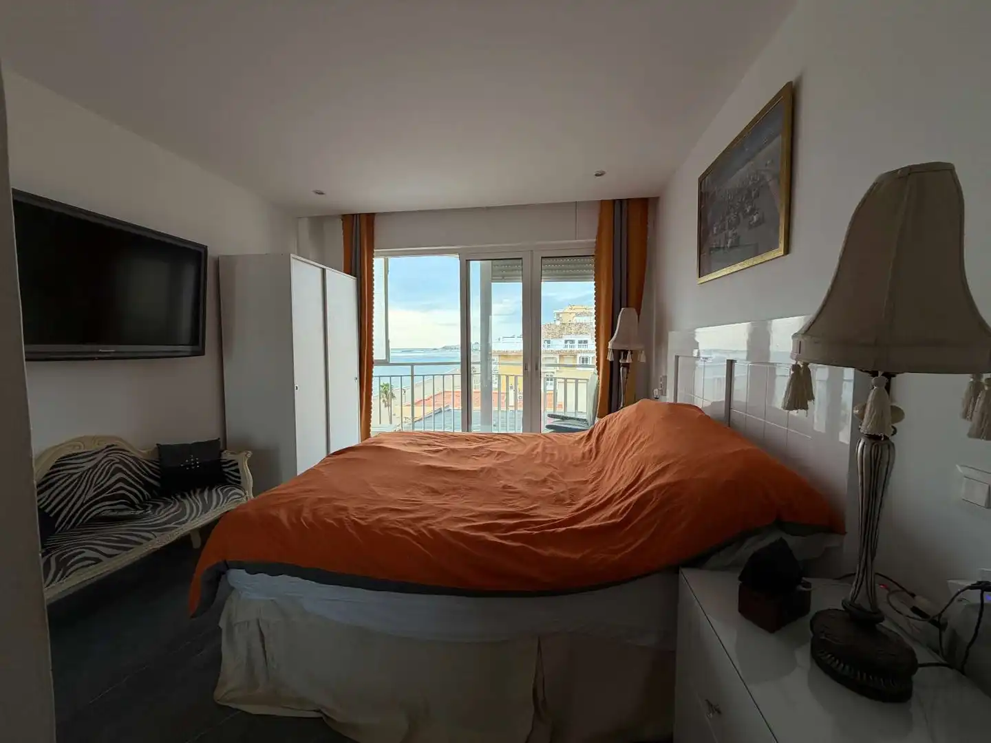 Habitación de Piso en venta en Fuengirola con Terraza, Amueblado y Piscina comunitaria