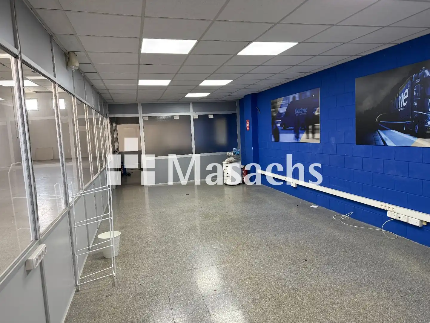 Nau industrial de lloguer en Terrassa