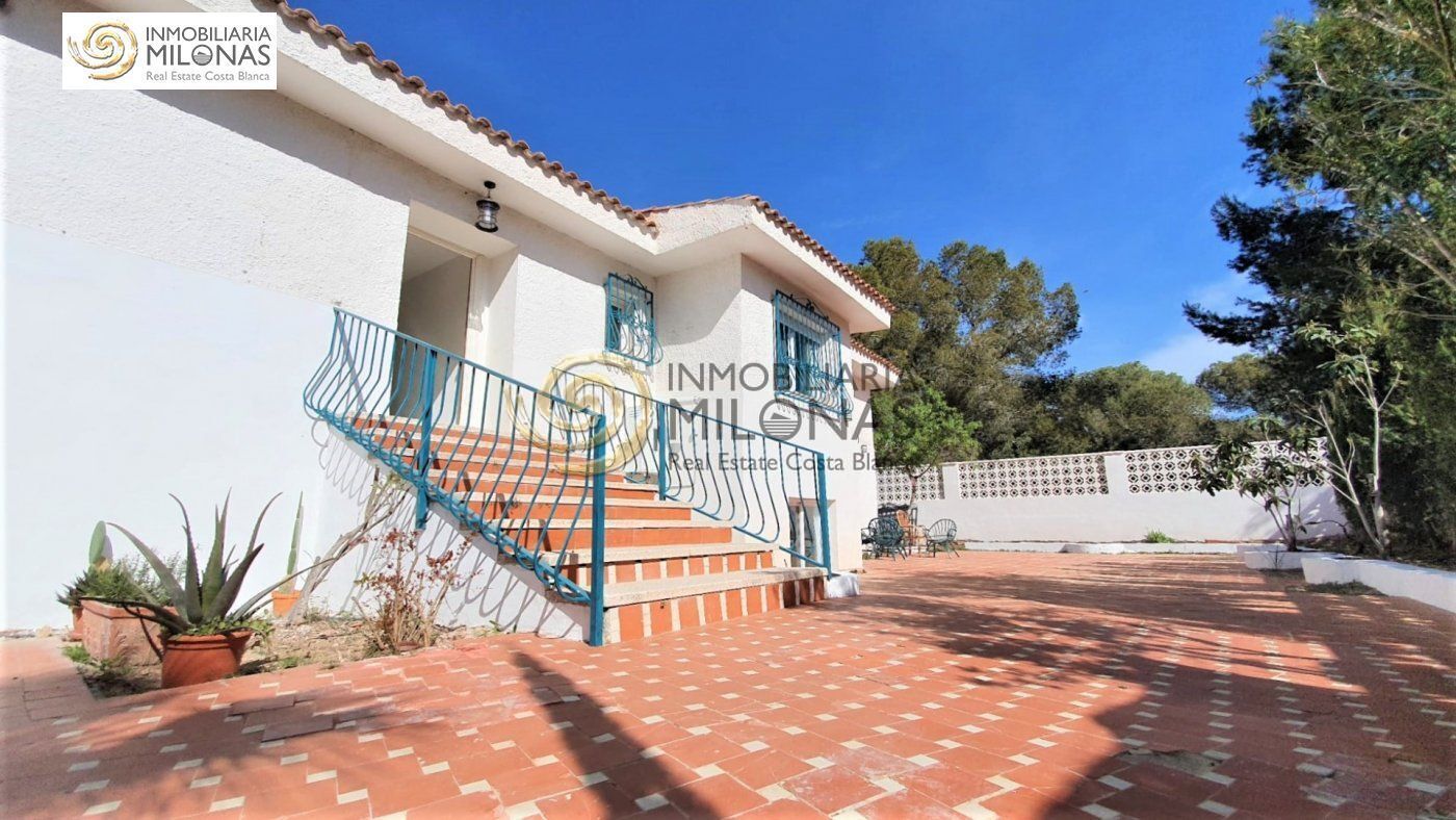 Exterior view of House or chalet to rent in Benidorm  with Air Conditioner, Private garden and Terrace
