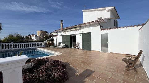 Bonita casa vista al canal con amarre y piscina, imatge 2