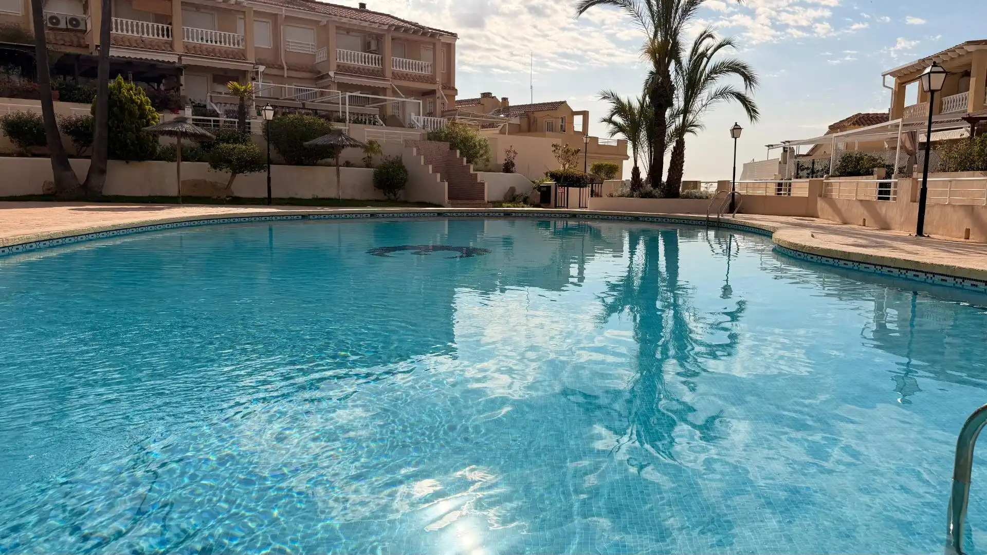 Piscina de Casa o xalet en venda en Santa Pola amb Jardí privat, Terrassa i Traster