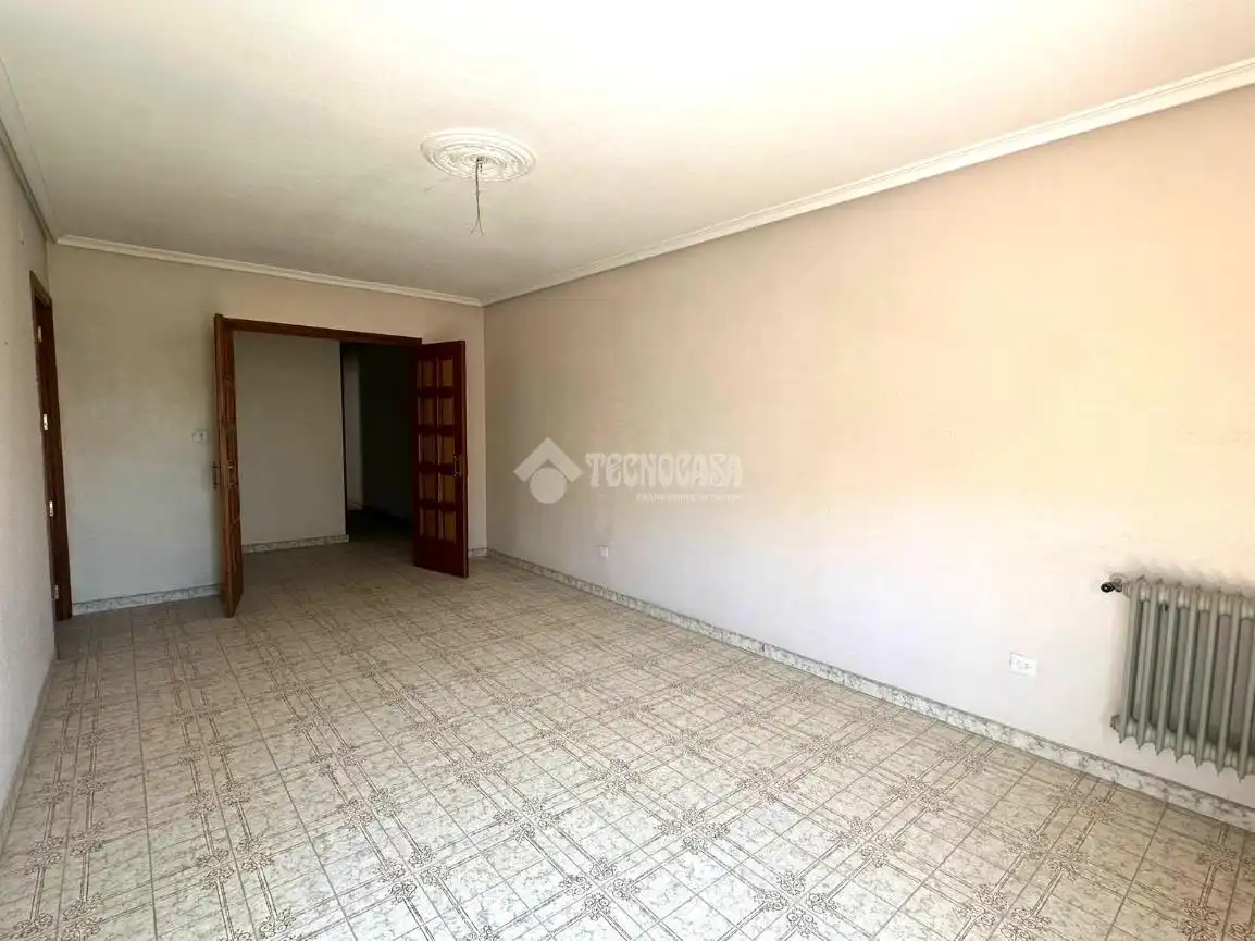 Bedroom of Flat for sale in Jódar  with Balcony