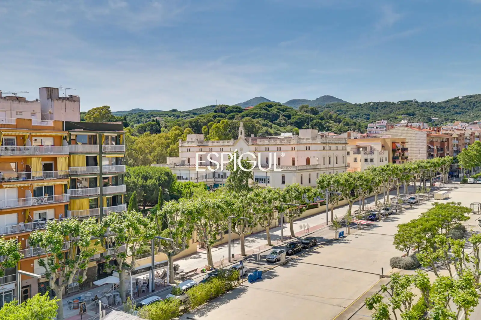 Vista exterior de Dúplex en venta en Arenys de Mar con Aire acondicionado, Calefacción y Terraza