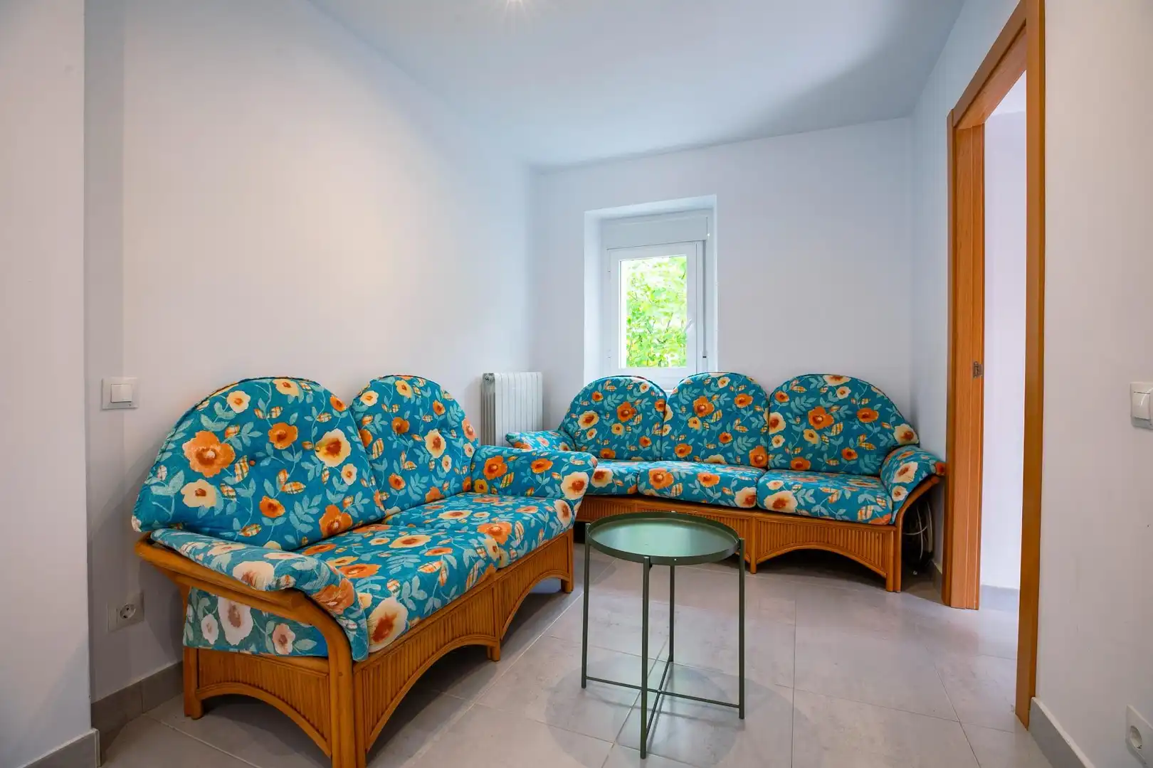 Sala de estar de Piso en venta en Biescas con Calefacción y Amueblado