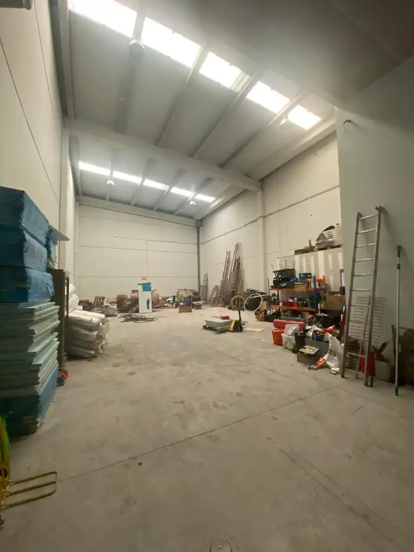 Nau industrial de lloguer a Carrer Poligon Ind. les Fallulles 42, imagen 2