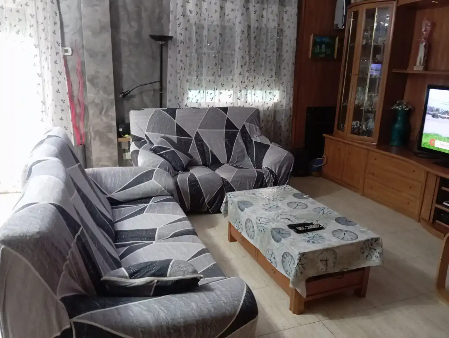 Sala d'estar de Casa o xalet en venda en Villanueva de la Torre amb Aire condicionat i Piscina