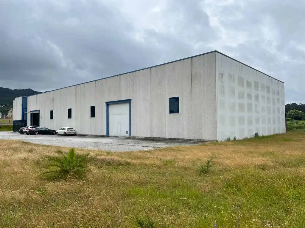Nau industrial de lloguer a Escravitude, 23, Padrón