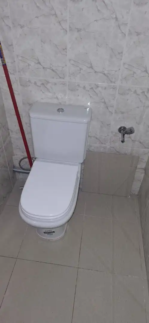 Bathroom of Office for rent in Vigo 