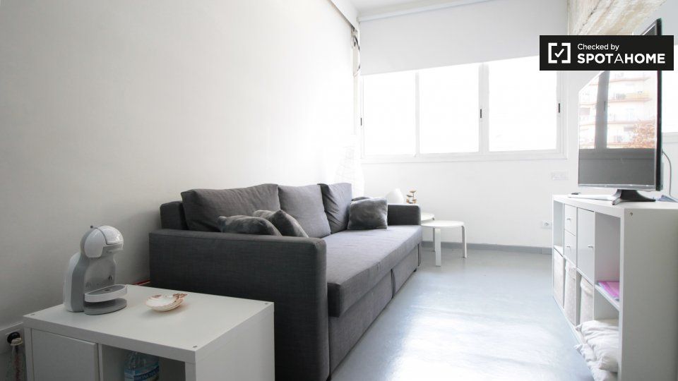 Living room of Flat to rent in  Barcelona Capital  with Air Conditioner, Heating and Furnished