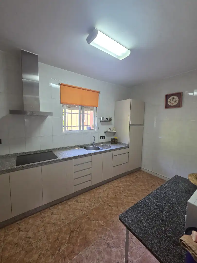 Kitchen of Houses for sale in Badajoz  with Private garden, Terrace and Storage room