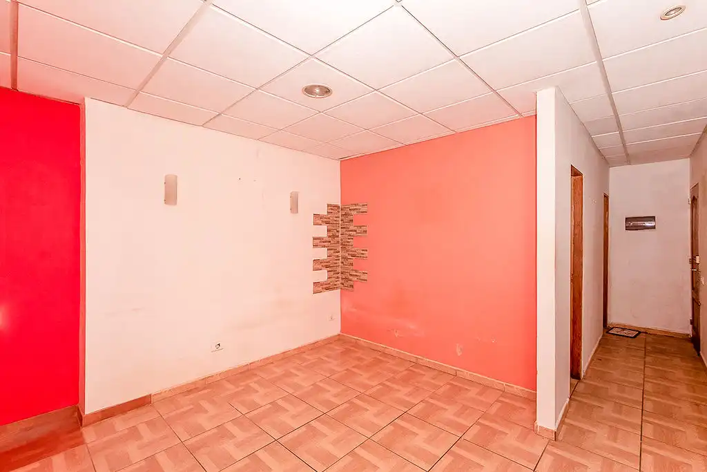 Piso en venta en C/ Gregorio Gutierrez, Miller