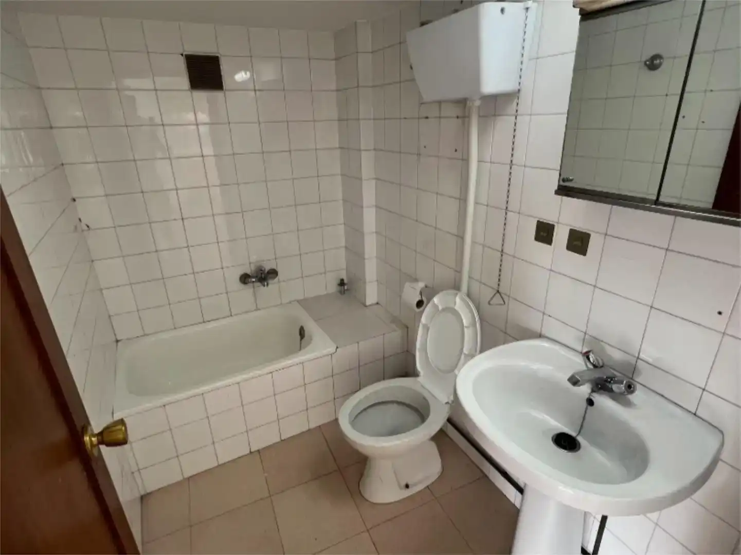 Badezimmer von Büro zur Miete in Ferrol