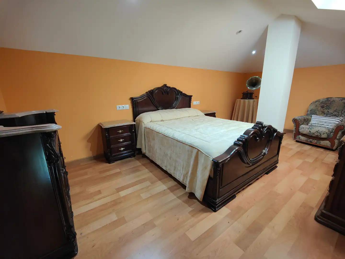 Habitación de Casa o chalet en venta en Rianxo con Calefacción, Jardín privado y Parquet