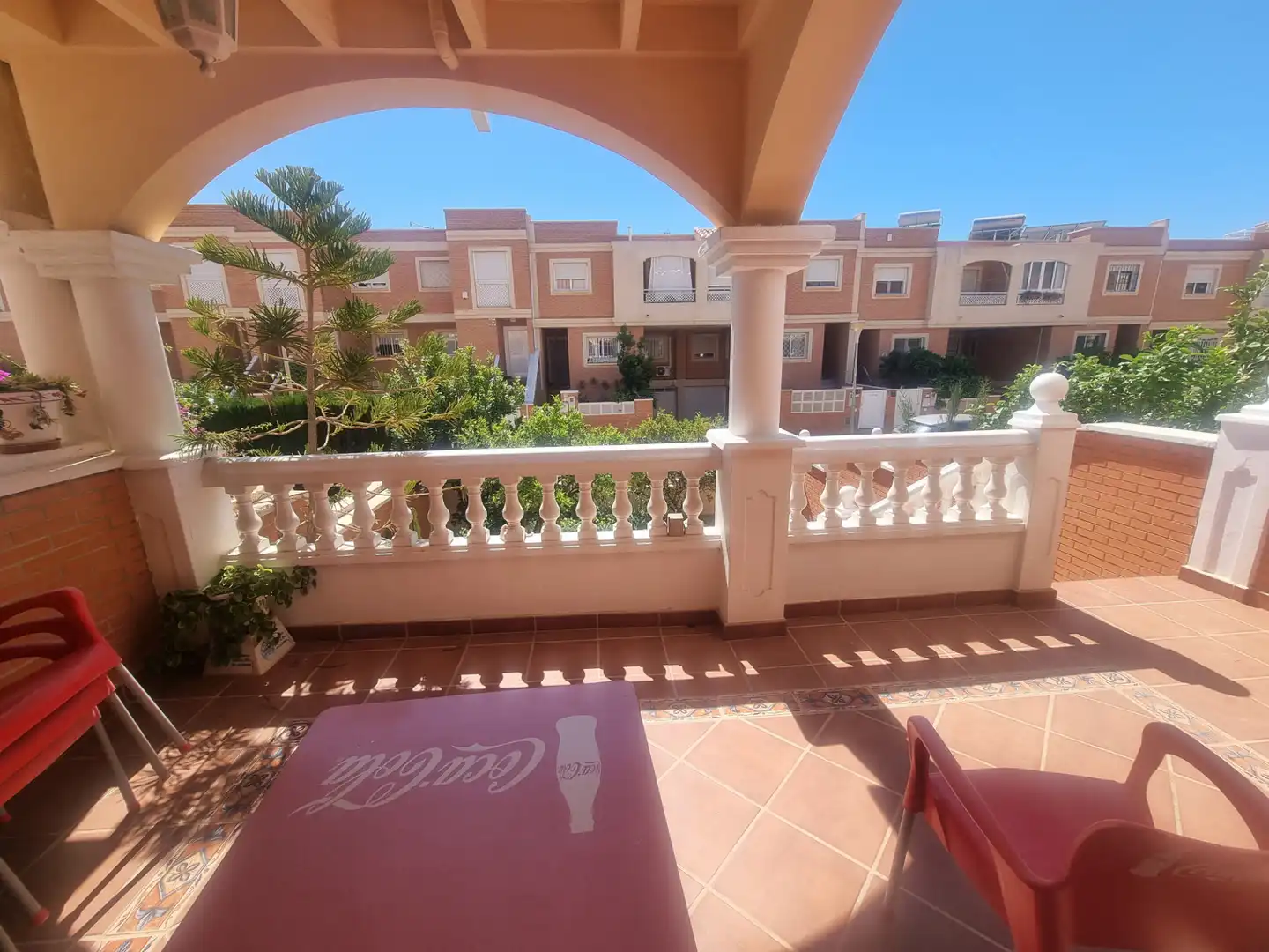 Terrassa de Casa o xalet en venda en Almería amb Aire condicionat, Calefacció i Jardí privat