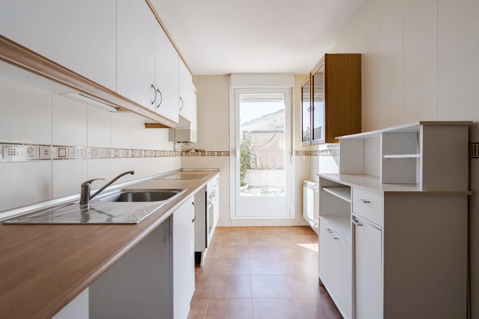 Küche von Einfamilien-Reihenhaus zum Verkauf in Carabaña mit Heizung, Privatgarten und Terrasse