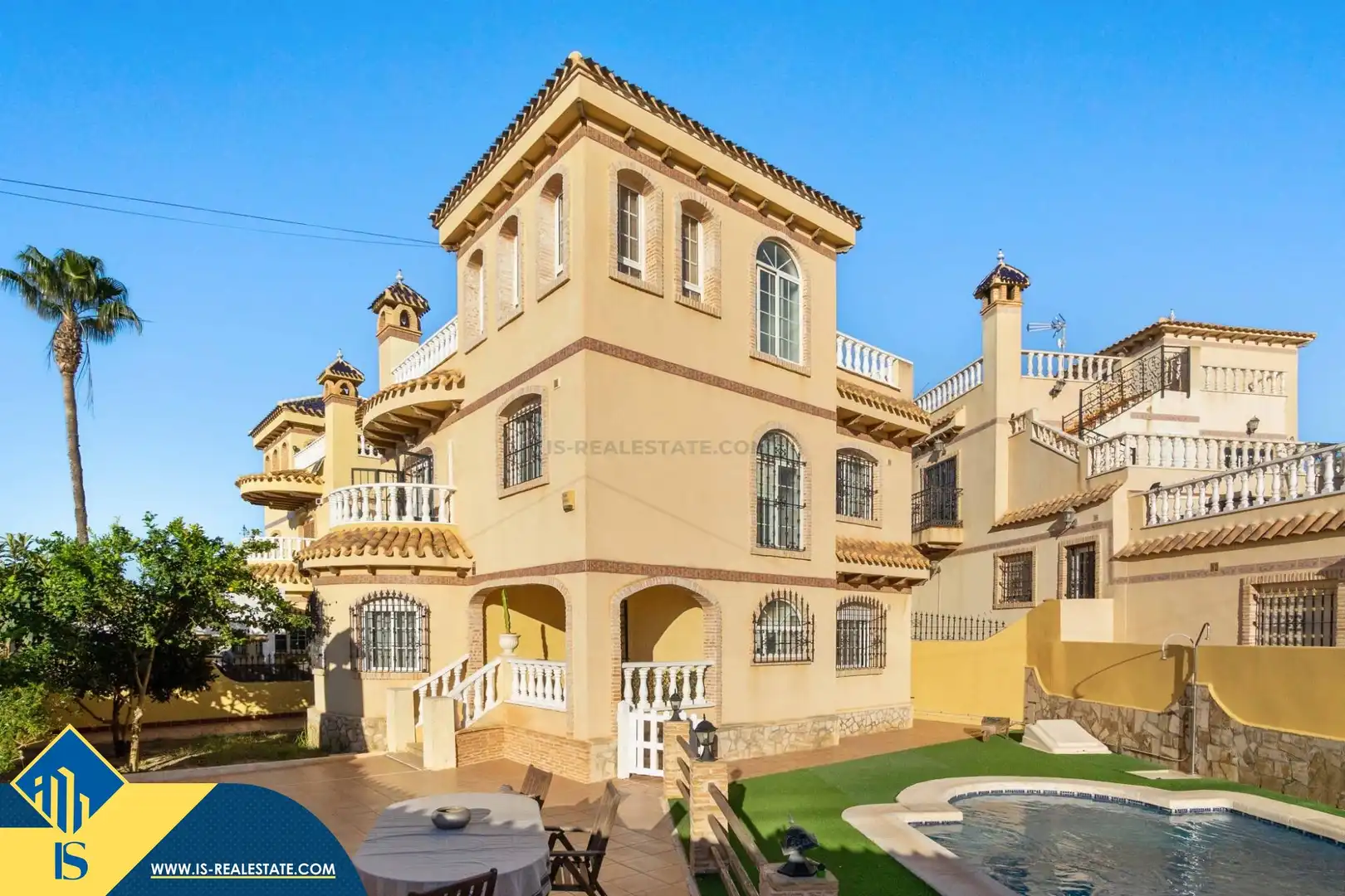 Villa avec jardin à vendre à Orihuela Costa