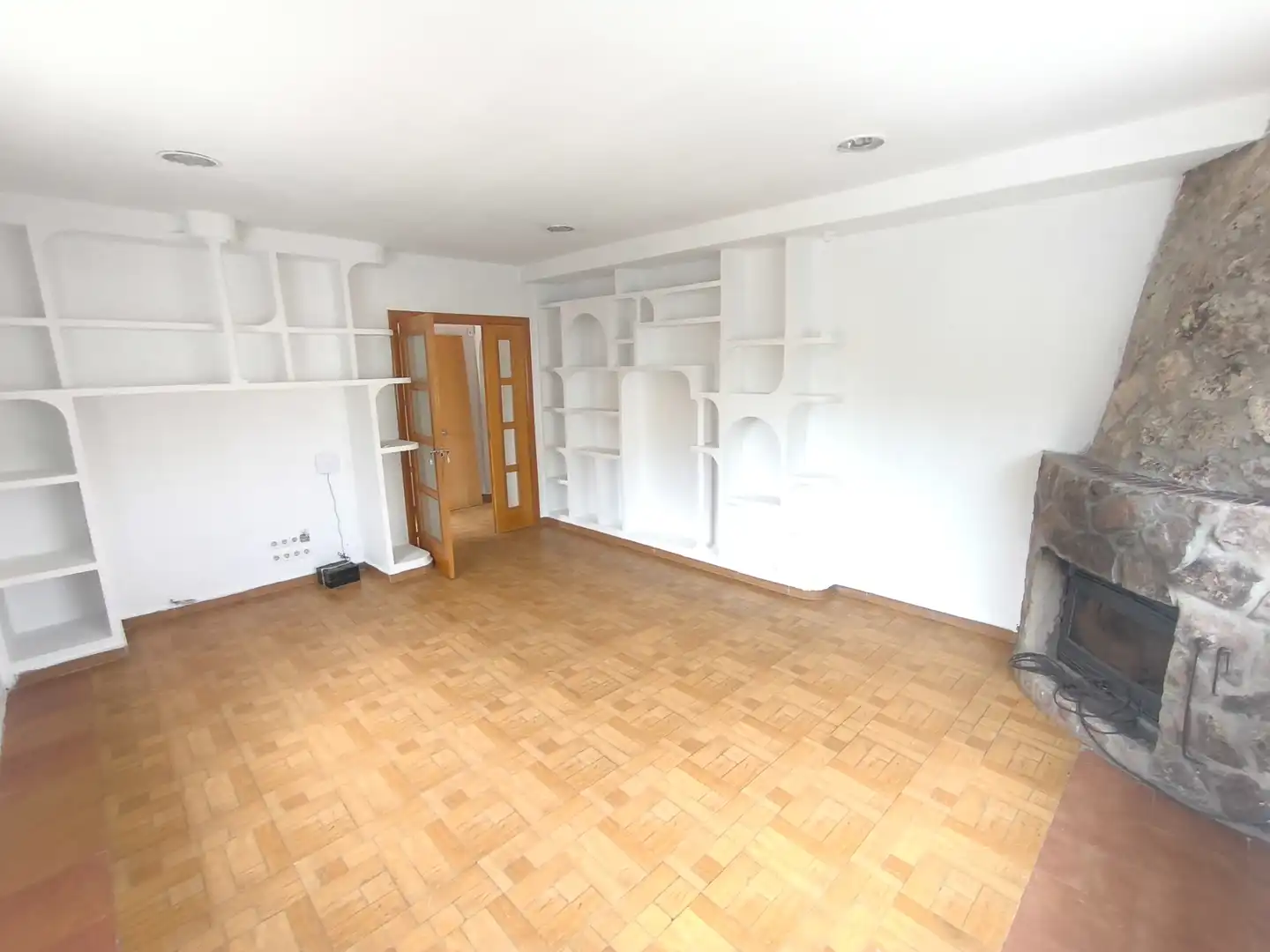 Villa con giardino in vendita a Avenida Nápoles, imagen 22