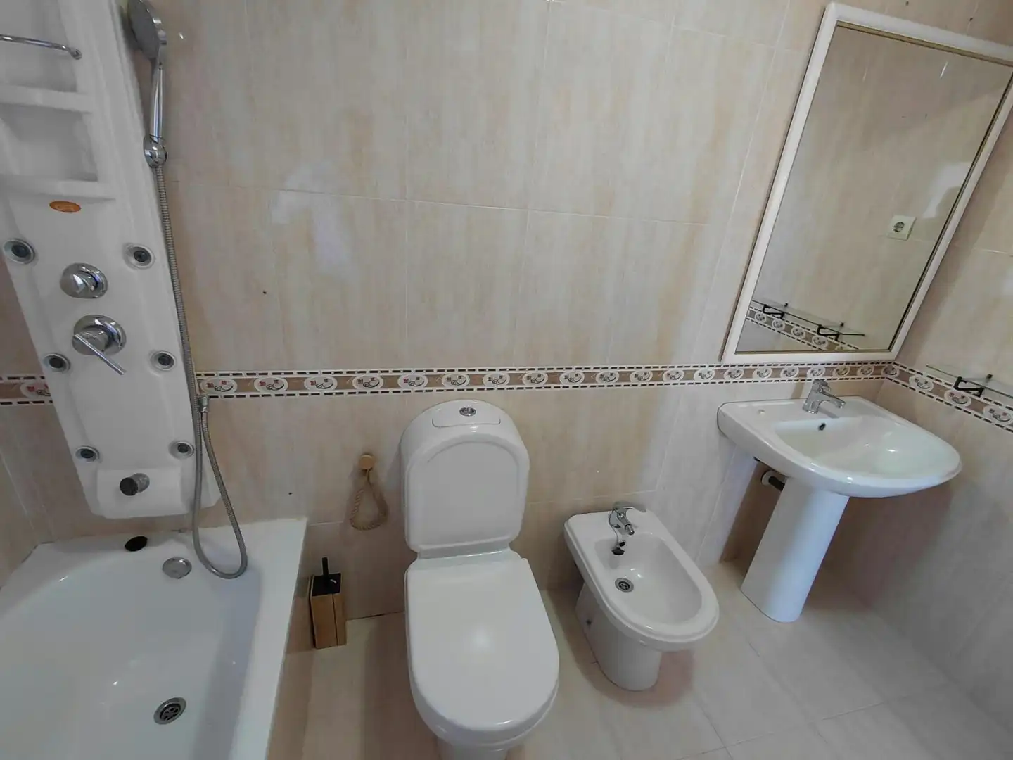 Bathroom of Houses for rent in El Vellón, Madrid