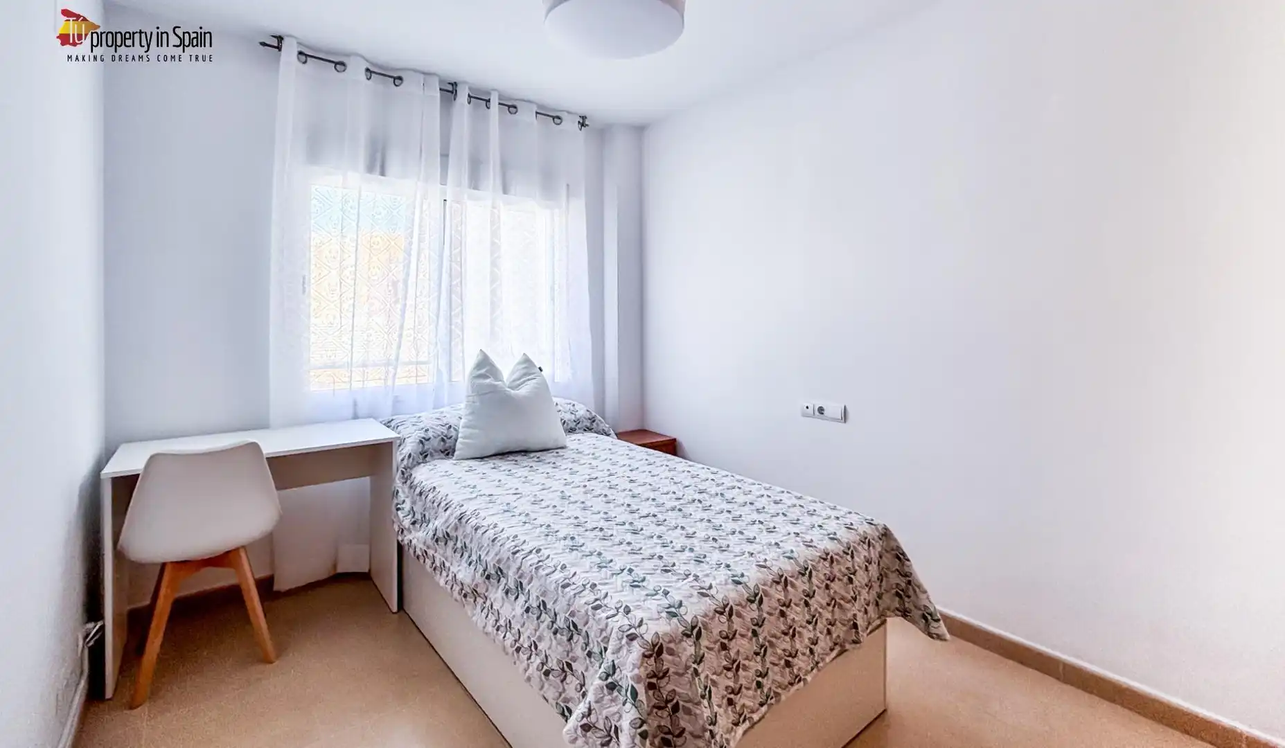 Bedroom of Flat for share in Alicante / Alacant