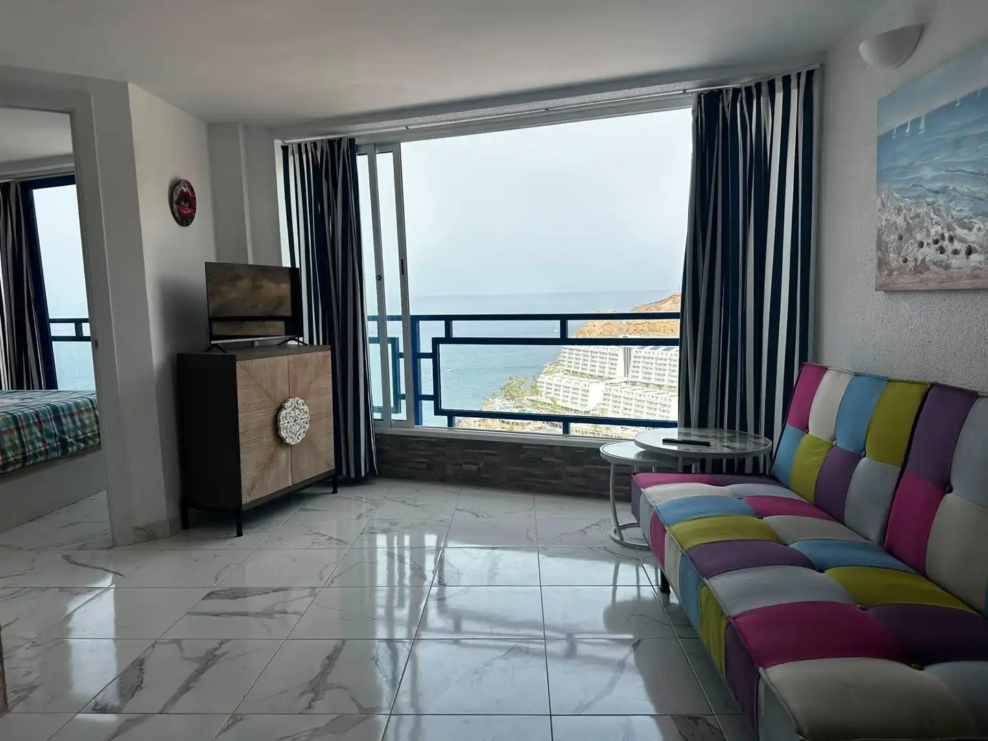 Sala de estar de Apartamento de alquiler en Mogán con Amueblado, Balcón y Piscina comunitaria