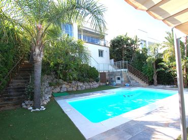 Casa amb piscina en venda a Llevantina - Montgavina - Quintmar