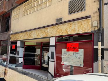 Local comercial en venda a Calle Dos de Mayo 32