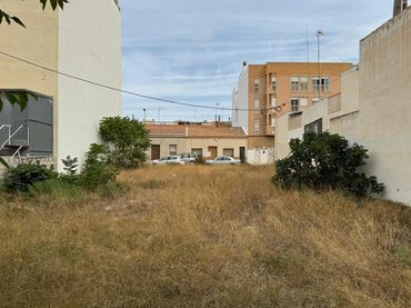 Terreny residencial en venda a LIBERTAD-TORRELLANO, 106