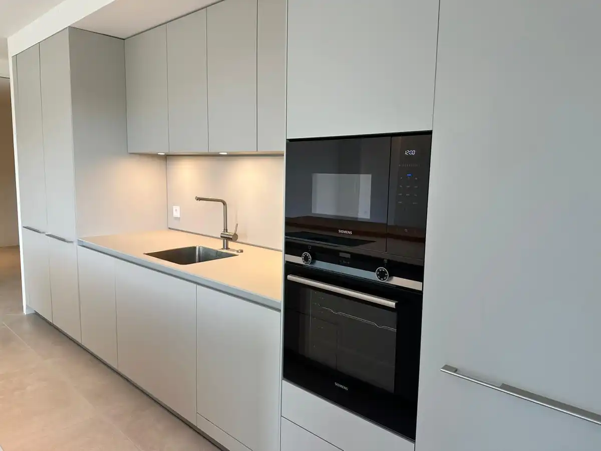 Cuina de Planta baixa en venda en Sotogrande amb Aire condicionat, Forn i Rentadora