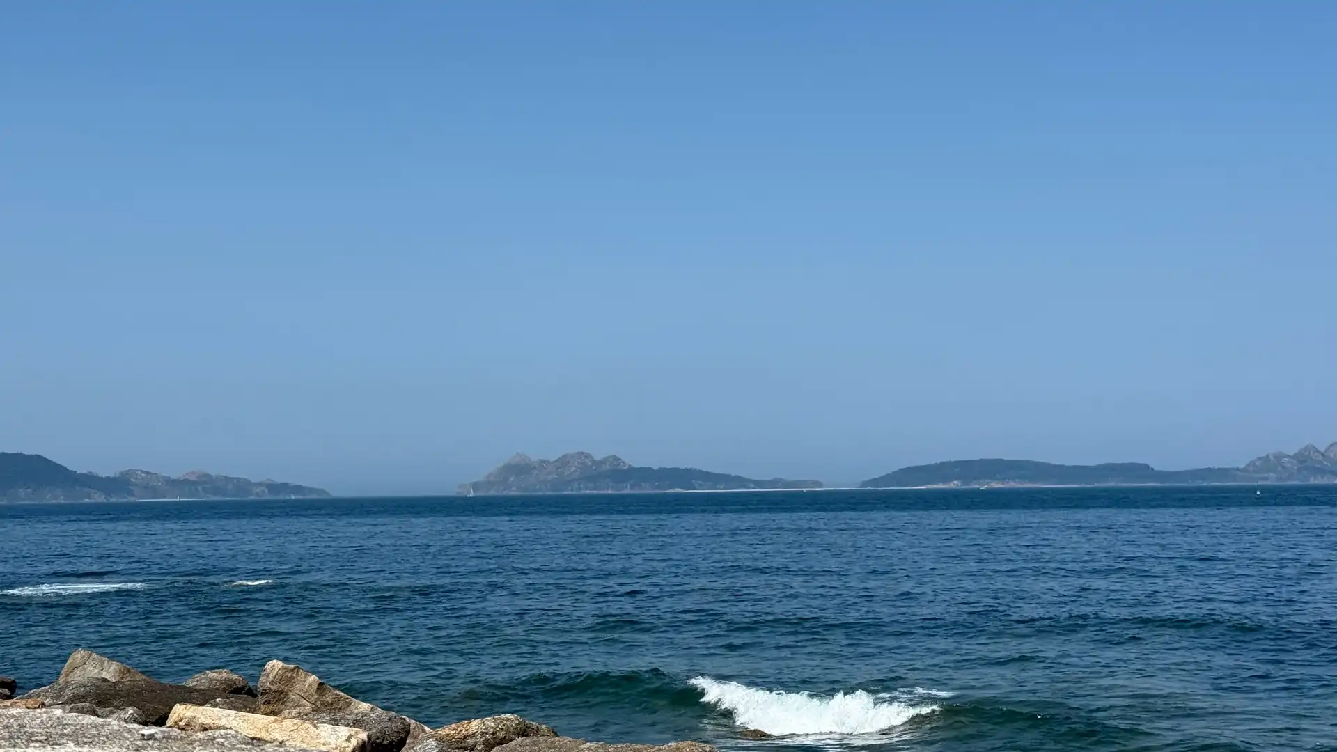 Vista exterior de Piso en venta en Vigo  con Calefacción, Jardín privado y Amueblado