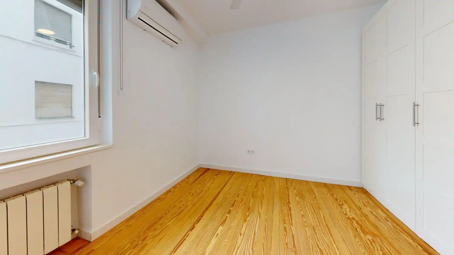 Schlafzimmer von Wohnung zur Miete in Casco Antiguo