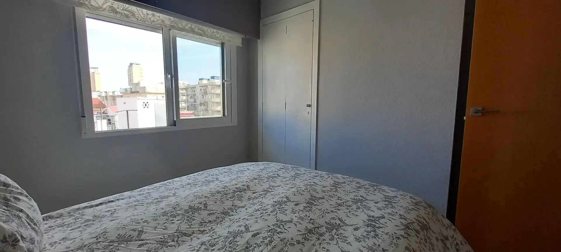 Dormitori de Apartament en venda en Gandia amb Aire condicionat, Calefacció i Moblat