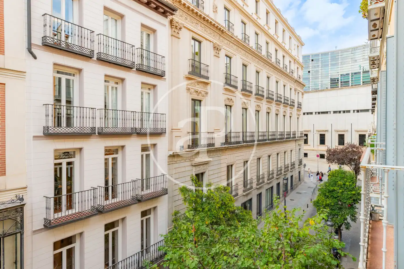 Außenansicht von Wohnung zur Miete in Puente de Vallecas