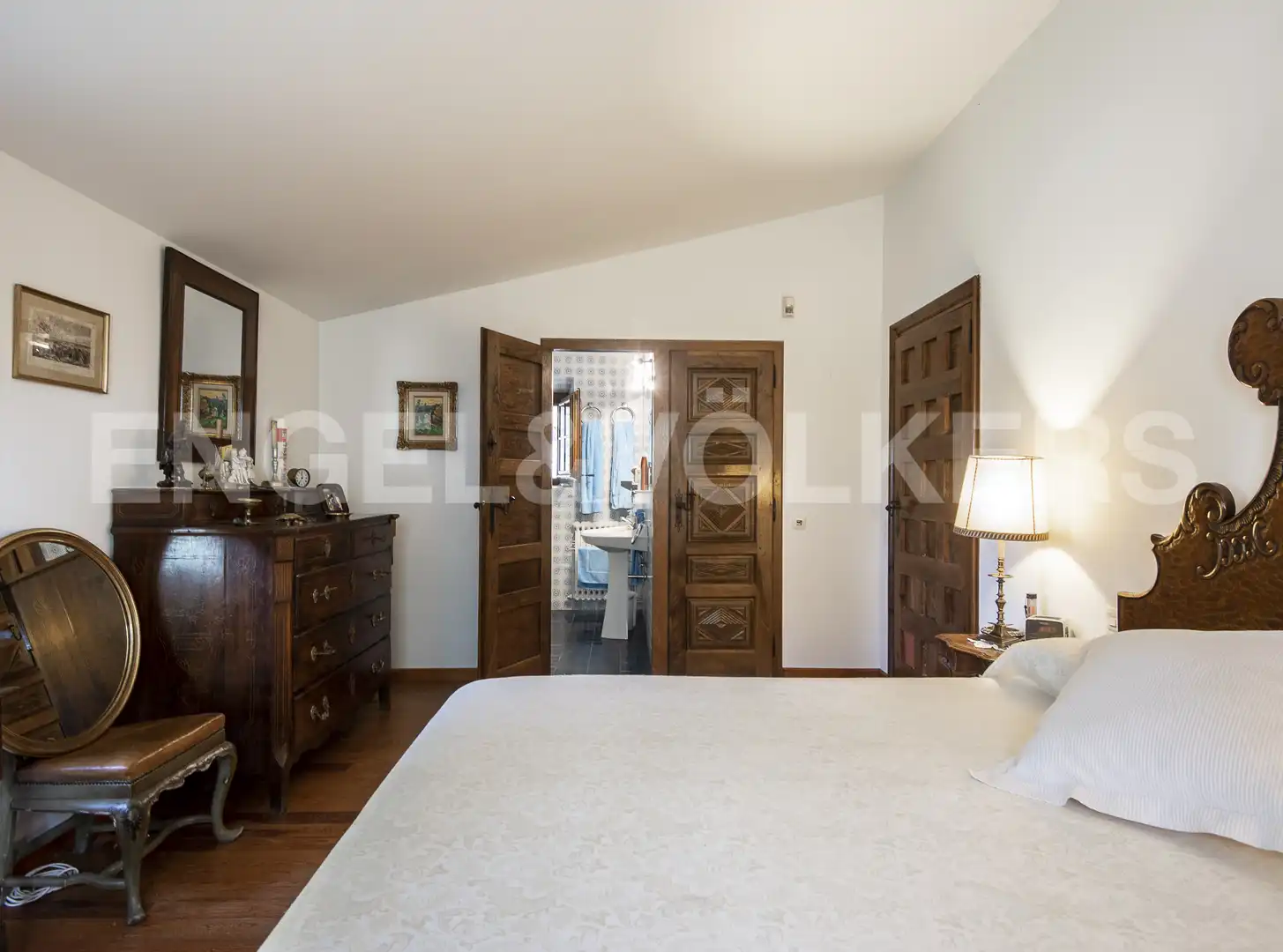 Schlafzimmer von Country house zum Verkauf in La Garriga mit Heizung und Schwimmbad