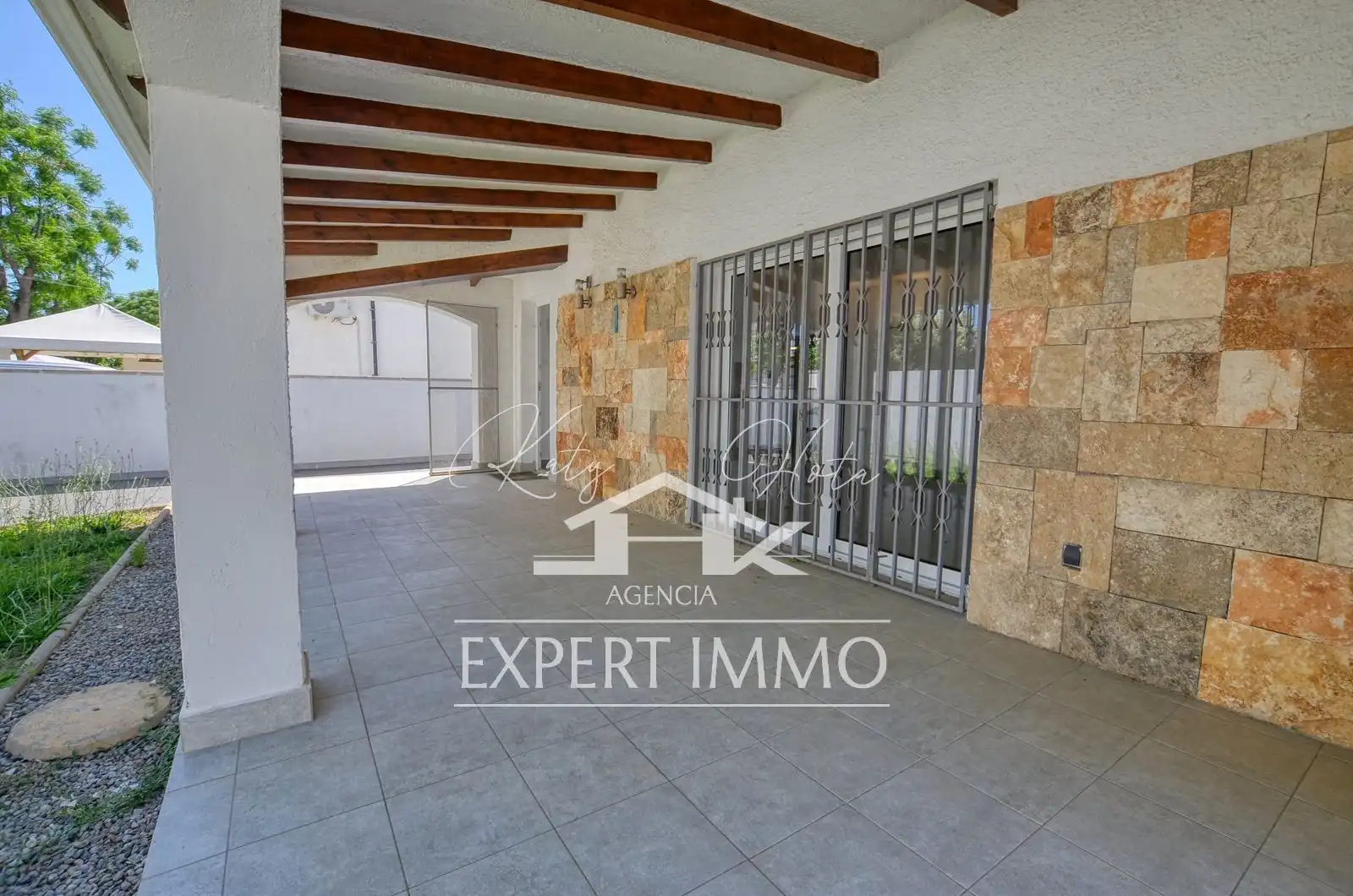 Vista exterior de Casa o chalet en venta en Empuriabrava con Calefacción, Jardín privado y Terraza