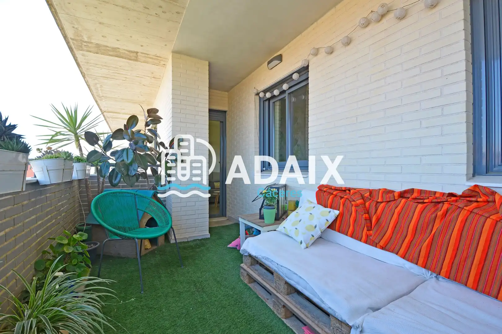Exterior view of Flat for sale in Cáceres  with Air Conditioner, Heating and Terrace