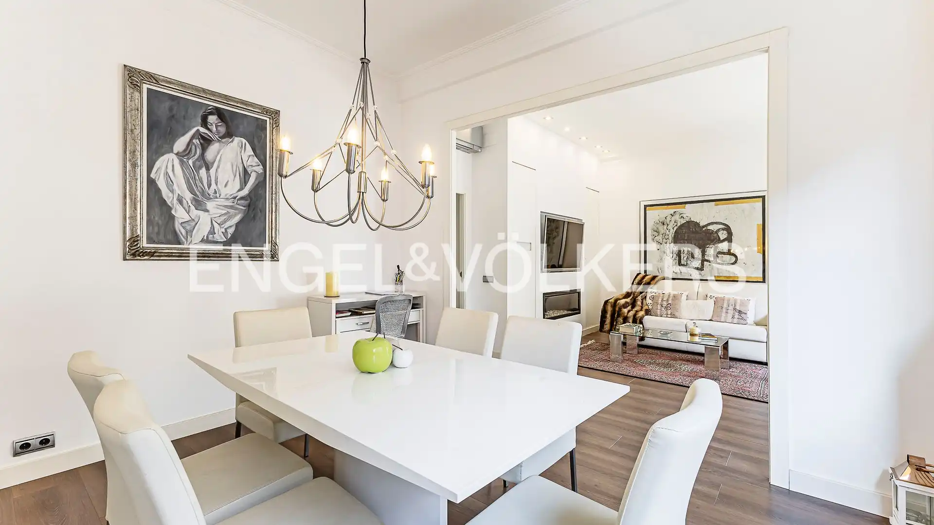 Dining room of Flat for sale in  Barcelona Capital  with Air Conditioner, Heating and Parquet flooring