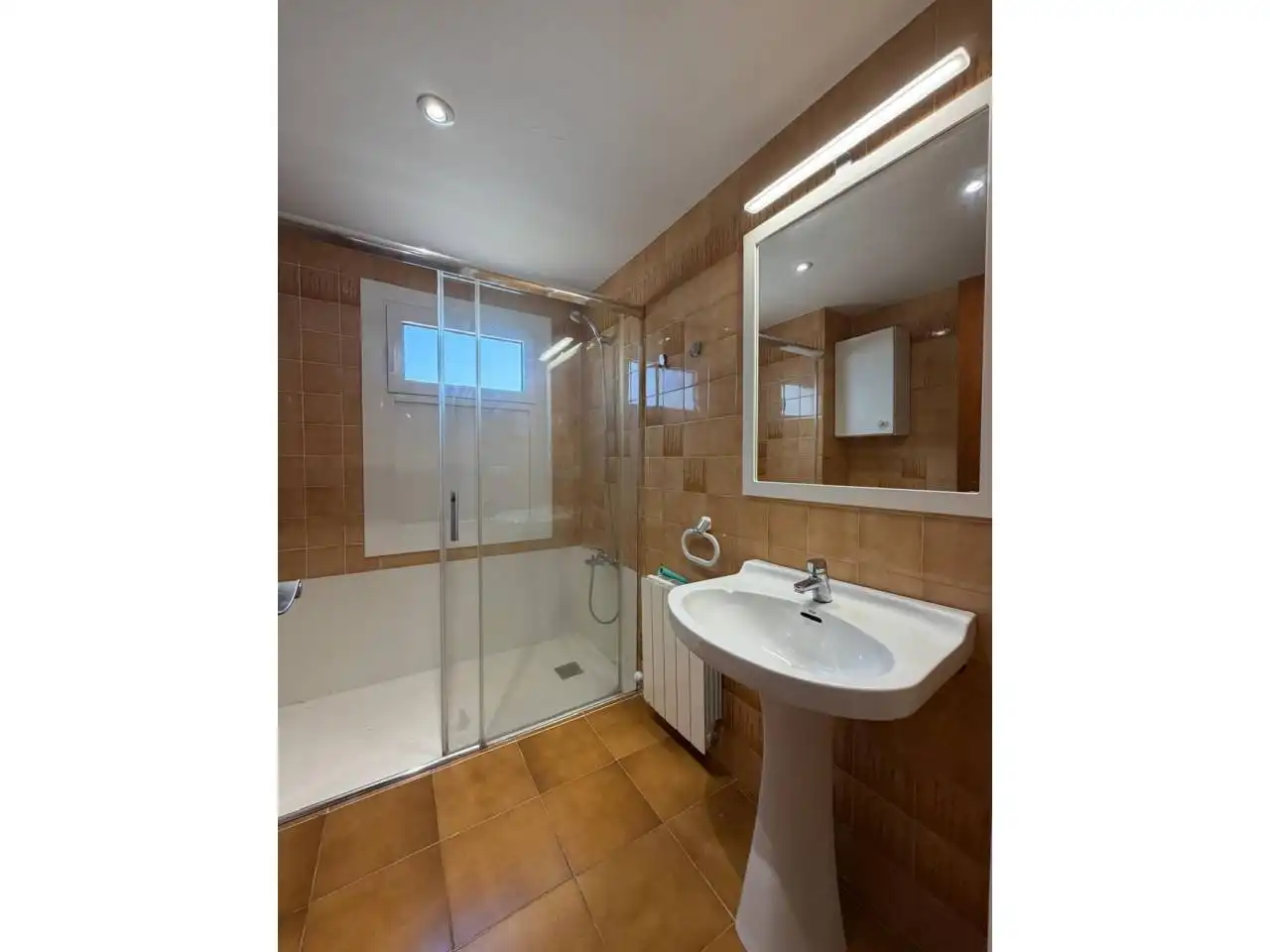 Bathroom of Houses for rent in Sant Gregori  with Air Conditioner and Heating
