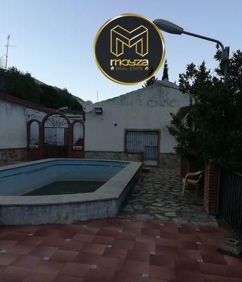 Swimming pool of House or chalet for sale in  Jaén Capital  with Air Conditioner, Private garden and Terrace